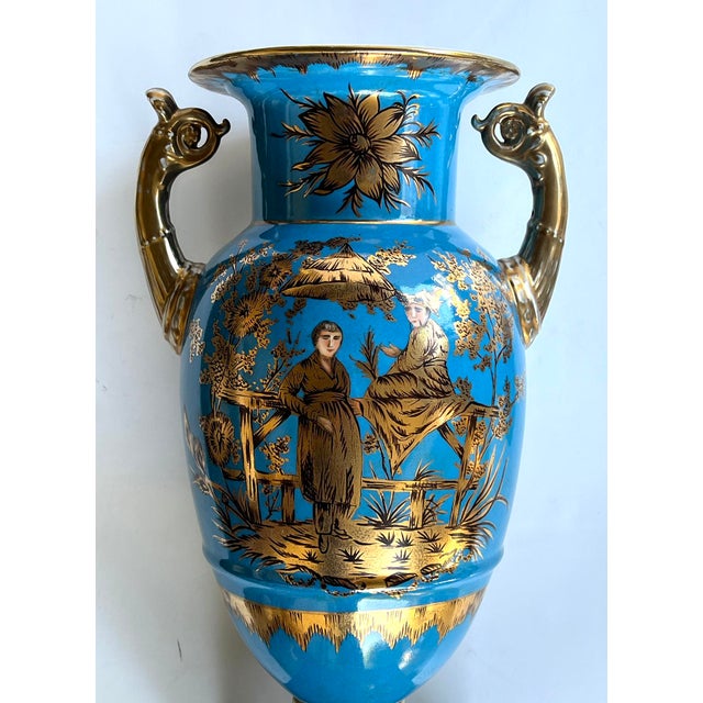Pair of French Paris Porcelain Chinoiserie Gilt and Cerulean Blue Ground Vases For Sale - Image 10 of 15