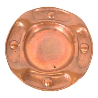 Gustav Stickley Signed Hammered Copper Ashtray or Catchall, Circa 1910 For Sale
