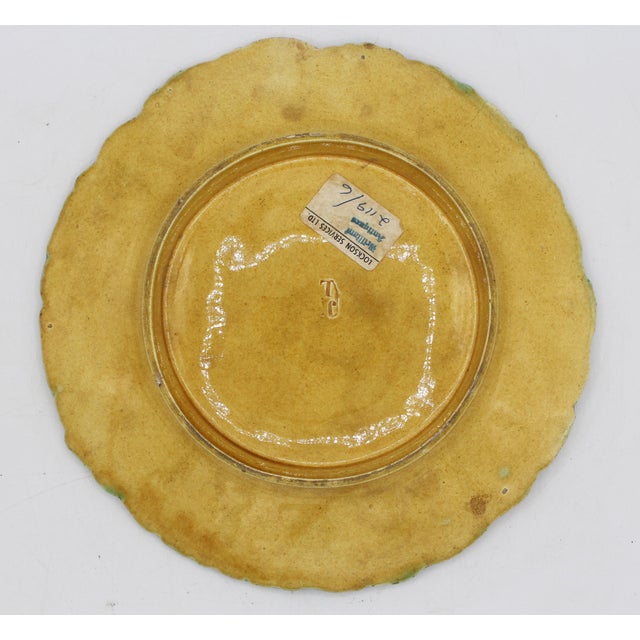 Traditional C. 1880-1900 London Majolica Begonia Leaf Plate by Joseph Roth For Sale - Image 3 of 8