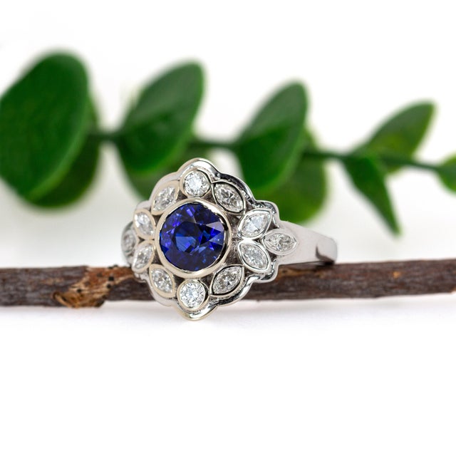 Vintage Inspired 2cts Ceylon Sapphire Ring W Natural Diamonds in 14k Solid Gold, Size 6.75 For Sale In Columbus - Image 6 of 10