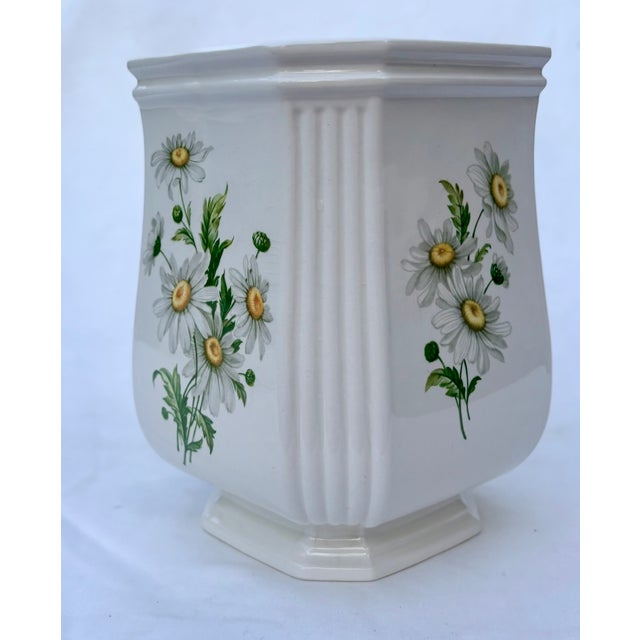 Mid-Century Modern Mid 20th Century Fluted Staffordshire Ceramic Vase With Daisy Floral Design For Sale - Image 3 of 12