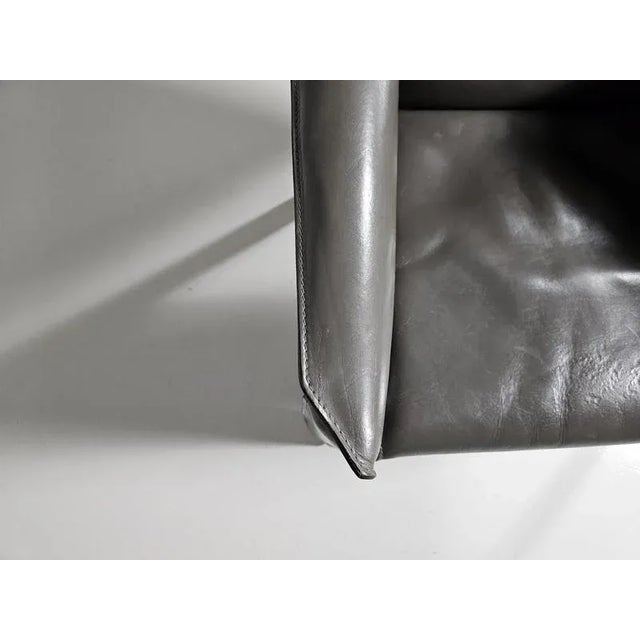 Cab-414 Armchairs in Grey Leather by Mario Bellini for Cassina, 1980s, Set of 2 For Sale - Image 10 of 11