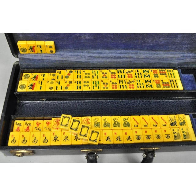 Plastic Vintage 1960s Mahjong Set Tiles in Case 162 Bakelite Tiles & 5 Racks For Sale - Image 7 of 18