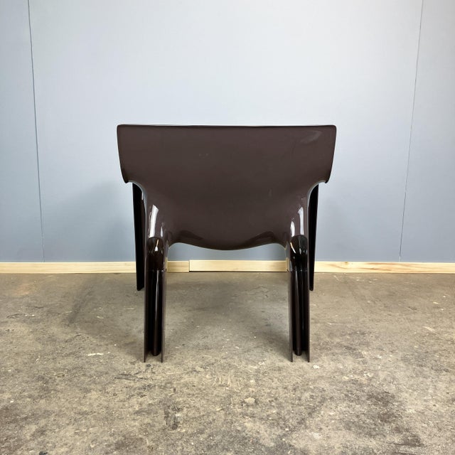 Plastic Vicario Armchairs with Fiberglass by Vico Magistretti for Artemide, 1970s, Set of 2 For Sale - Image 12 of 15