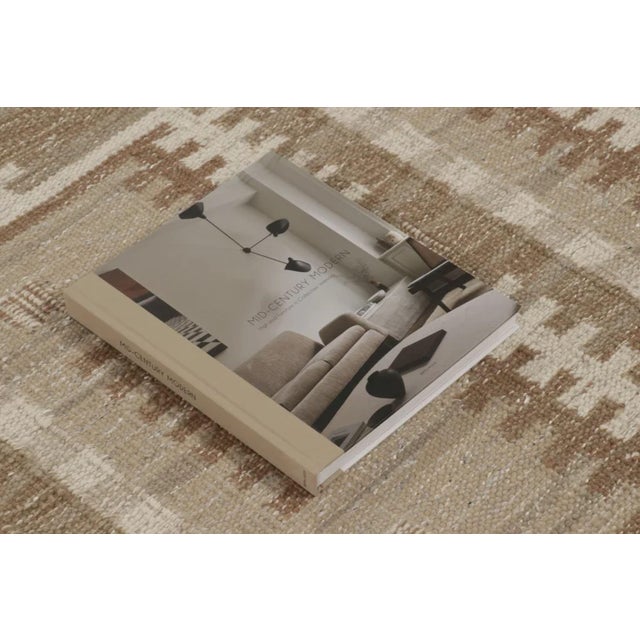 Beige Rug & Kilim's Scandinavian Style Custom Flatweave Rug With Beige Geometry For Sale - Image 8 of 10
