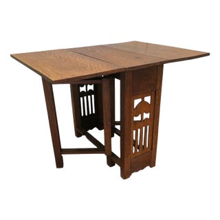 Arts and Grafts Golden Oak Bachelor's Dining Table, 1890 For Sale