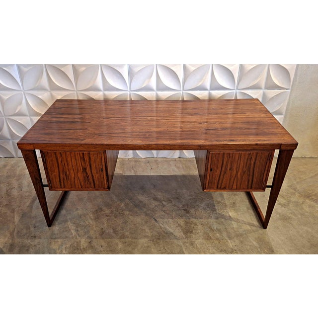 Brown Model 70 Desk in Amazon Rosewood by Kai Kristiansen for Feldballes Møbelfabrik, 1950s For Sale - Image 8 of 14