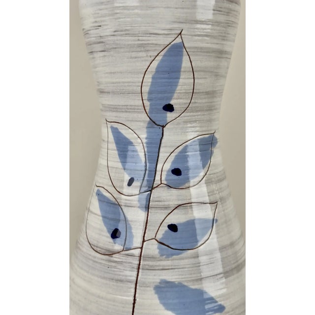 White Vintage MCM Bitossi Table Lamp, Ceramic With Blue Leaves, Italy, 1950s For Sale - Image 8 of 11
