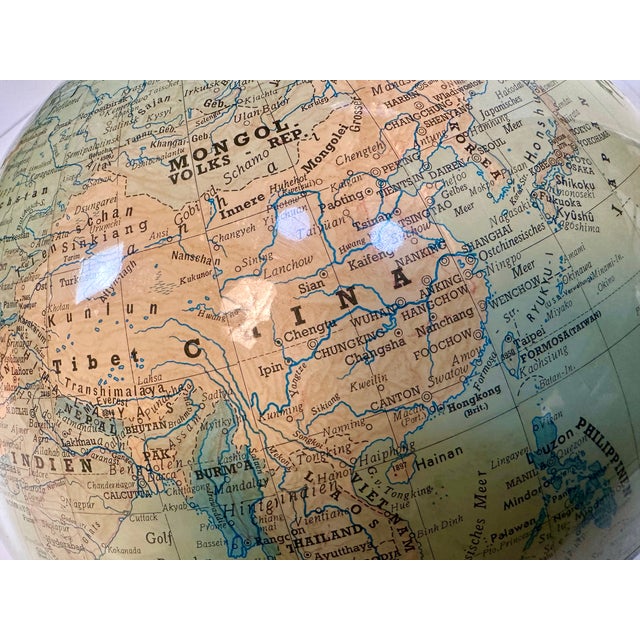 Vintage German Plastic Table Globe from Süd-West Verlag München, 1930s For Sale - Image 6 of 18