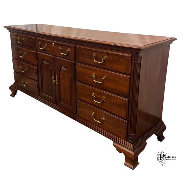 Henkel Harris Vintage Jamestown Sterling Chippendale Style Mahogany Triple Dresser & Mirror For Sale - Image 4 of 12