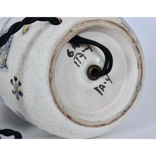 Mid 20th Century Fratelli Fanciullacci Hand Painted Art Pottery Table Lamp For Sale - Image 6 of 13