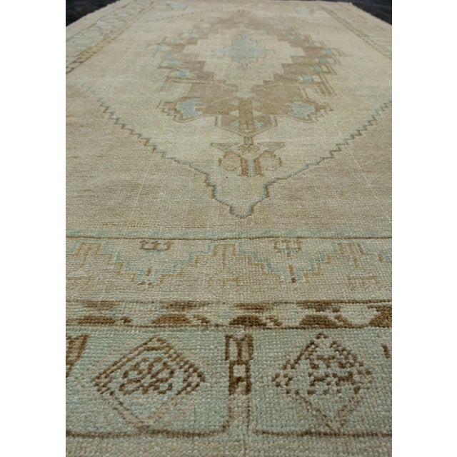Early 21st Century Turkish Vintage Runner Rug 4'5" x 8'7" #17113 For Sale - Image 5 of 8