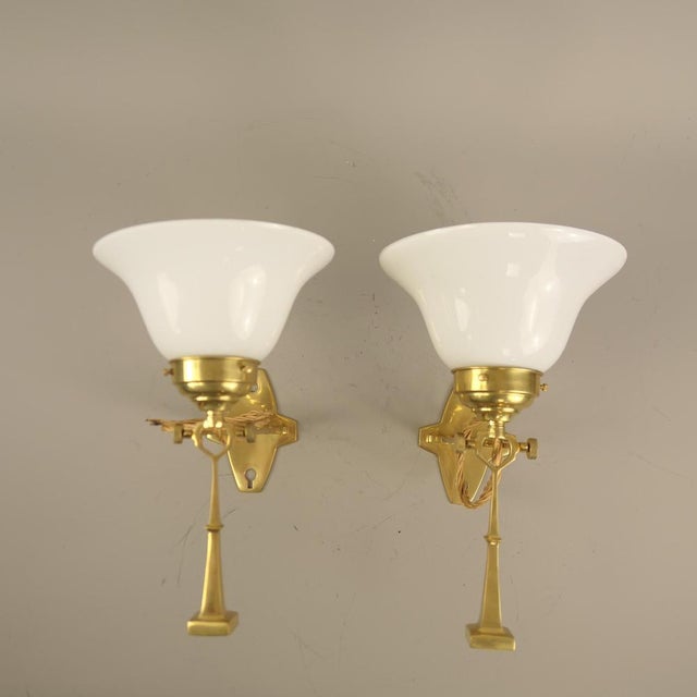 Semi-Cardanic Wall Lamp from Wiener Werkstätte, Vienna, 1920s For Sale - Image 4 of 18