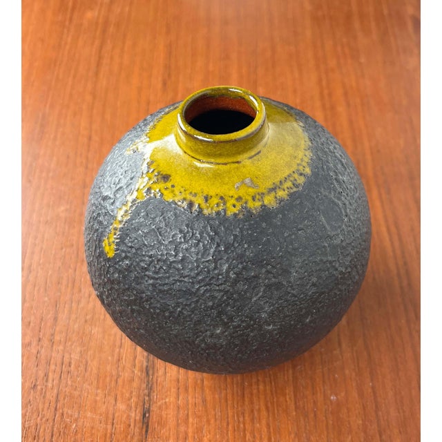 Mid-Century Modern German Studio Pottery Vase by Melitta Teubner, 1960s, in Very Good conditions. Designed 1960 to 1969...