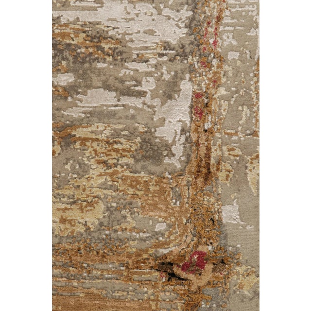 Abstract 2010s Rug & Kilim’s Modern Abstract Runner in Silver, Beige & Gold Tones For Sale - Image 3 of 8