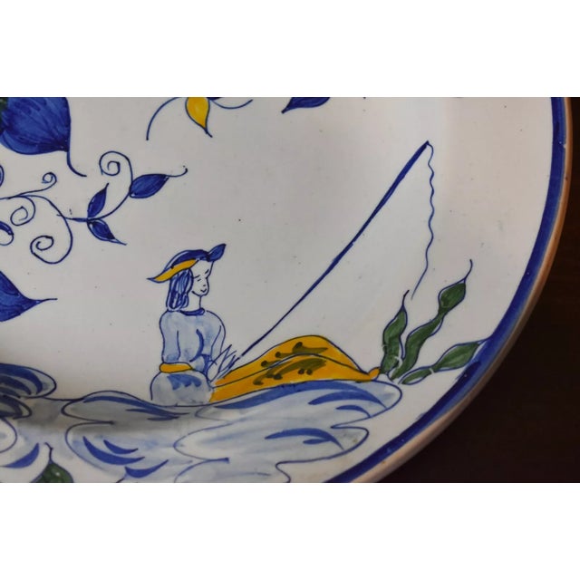 Chinoiserie Late 20th Century Delft Colonial Williamsburg Chinoiserie Theme Polychrome Large Charger For Sale - Image 3 of 4