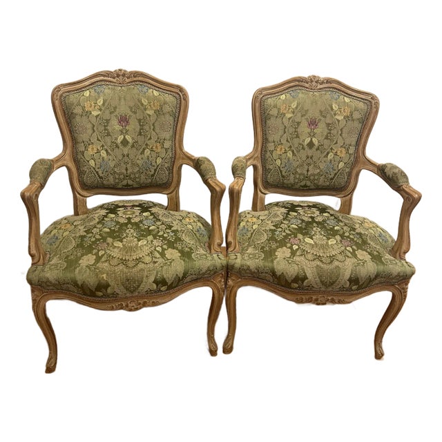 Pairs of French Louis XV Bergere Armchairs/Floral Uphoslstery For Sale