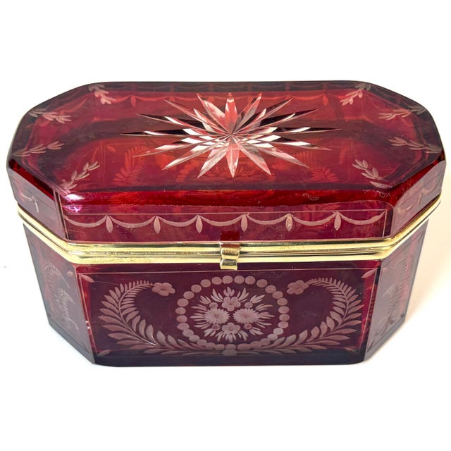 19th C. Bohemian Ruby Cut-to-Clear Crystal Casket Starburst Lid , C. 1850-1875 For Sale - Image 13 of 15