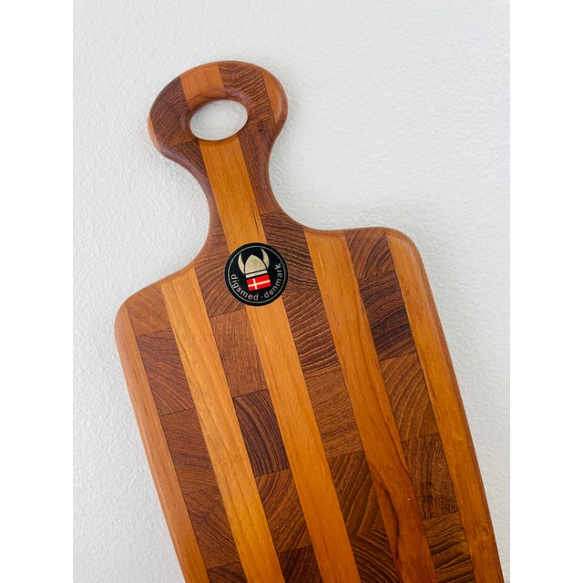Dansk Vintage 1960s Danish Modern Staved Teak Wood Cutting Charcuterie Board by Digsmed For Sale - Image 4 of 9