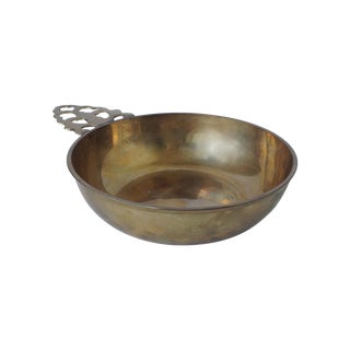 Brass Porringer or Valet Dish With Handle For Sale