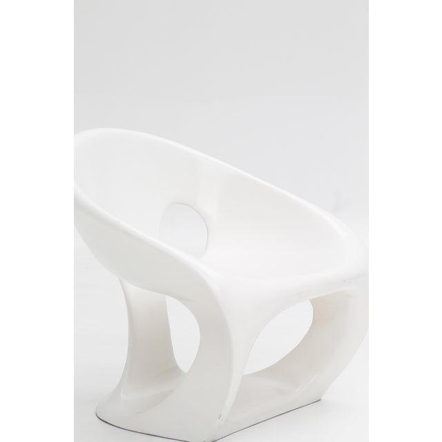 Hara armchair designed by Giorgio Gurioli for Kundalini, Italy. A true organic sculpture, this armchair in white lacquered...