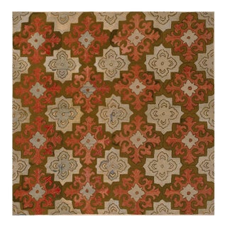 1900s Beige Geometric Folk Art Antique American Hooked Rug 5' 7'' X5' 7'' Woven Carpet For Sale