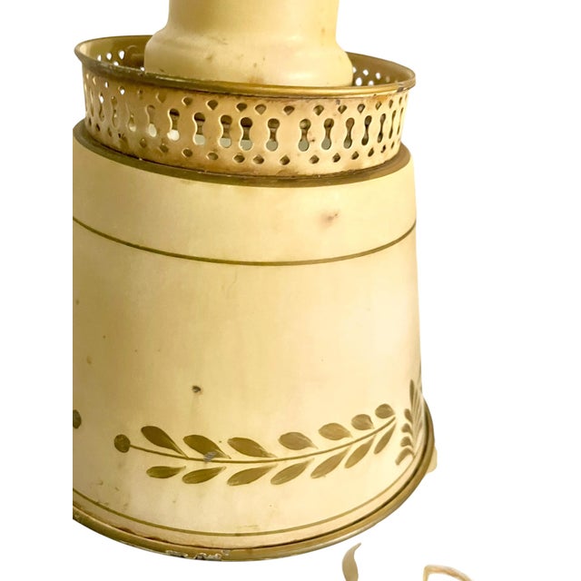 Vintage Cream Tole Double-Arm Table Lamp With Pierced Shades – Hollywood Regency Style For Sale - Image 9 of 18