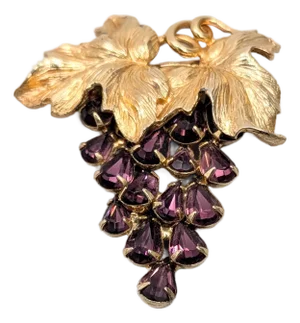 Vintage 1960s Signed Napier Goldtone Faux-Amethyst Grape Cluster Brooch