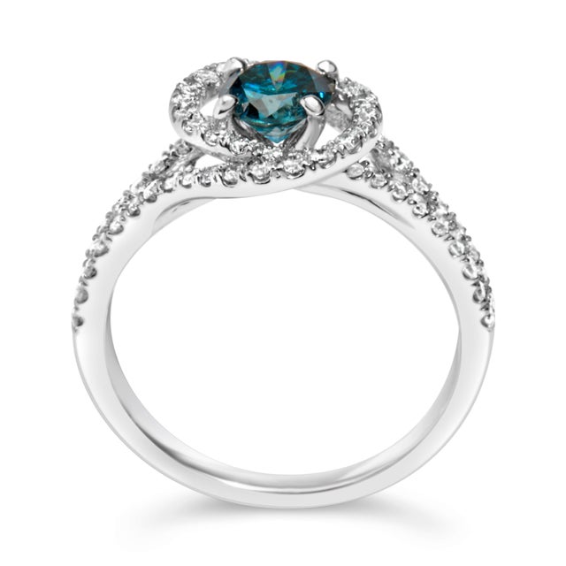 Early 21st Century 14K White Gold 1-1/3 Cttw White & Blue Diamond Interweaving Double Halo Cocktail Statement Ring (G-H and Fancy Blue Color, SI2-I1 Clarity) - Size 7 For Sale - Image 5 of 7