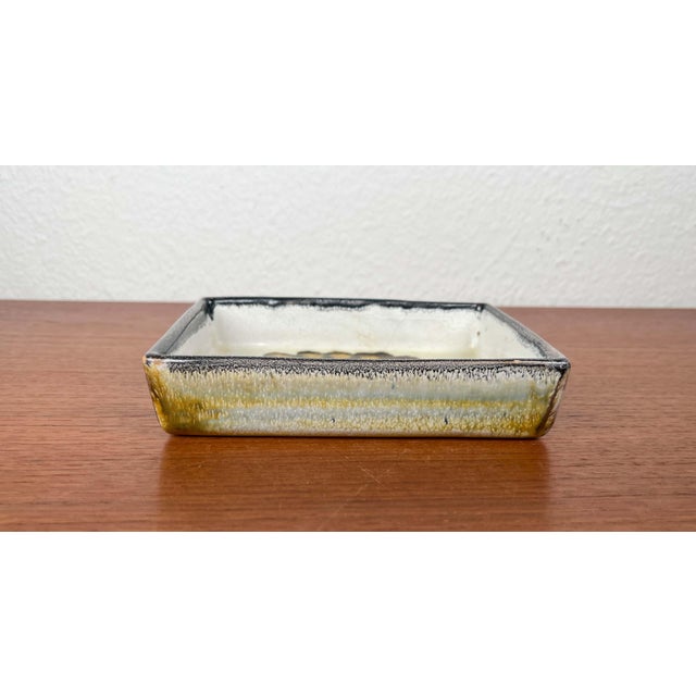 Ceramic Mid-Century Modern Danish Studio Pottery Square Bowl with Flower Design from Tingkeramik, 1960s For Sale - Image 7 of 18