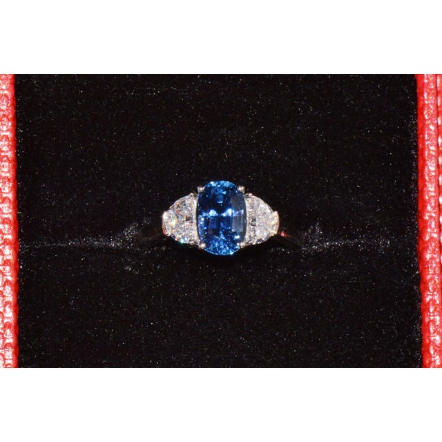 Gia Certified Natural 2.66cts if D Diamond Cornflower Blue Sapphire 950 Platinum 3 Stone Ring, Size 6 For Sale - Image 11 of 14