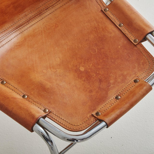 Metal Pair of Les Arcs Chairs Attributed to Charlotte Perriand, France 1970s For Sale - Image 7 of 11