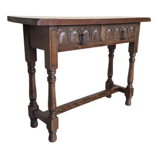 Early 20th Century Spanish Carved Console Table with Fluted Legs For Sale