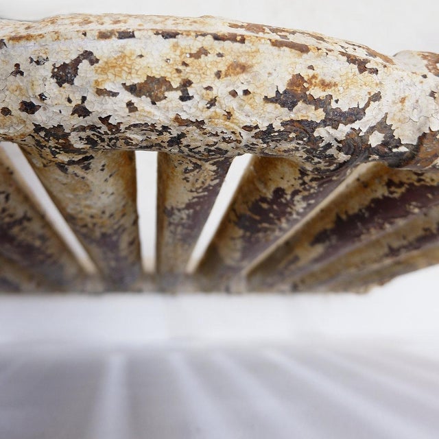 White Victorian Cast Iron Radiator with Leafy Branches and Flowers, 1890s For Sale - Image 8 of 16