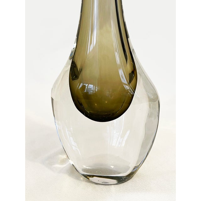 Vintage Smoked Glass Vase by Nils Landberg for Orrefors Glassworks, Sweden, 1950s For Sale - Image 9 of 11