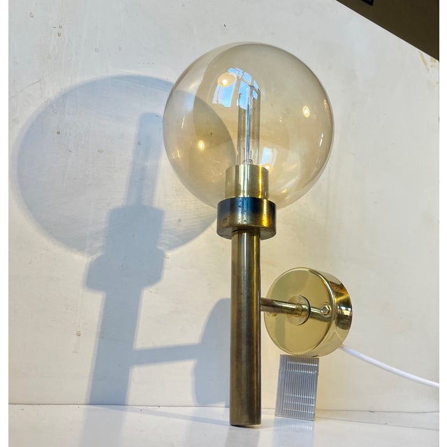 Modern Swedish Brass and Ice Cream Wall Sconce by Hans-Agne Jakobsson for Markaryd, 1960s For Sale - Image 6 of 7