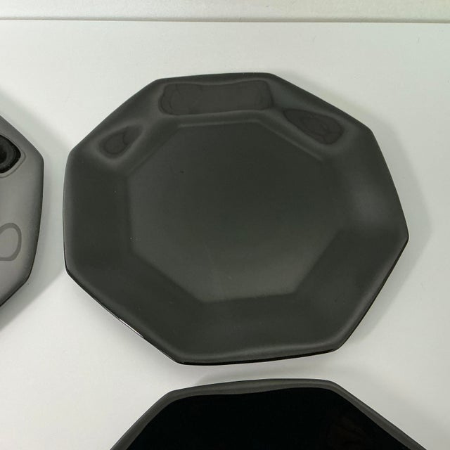 1980s Postmodern Contemporary French Black Glass Dinner Plates - Set of 4 For Sale - Image 6 of 11