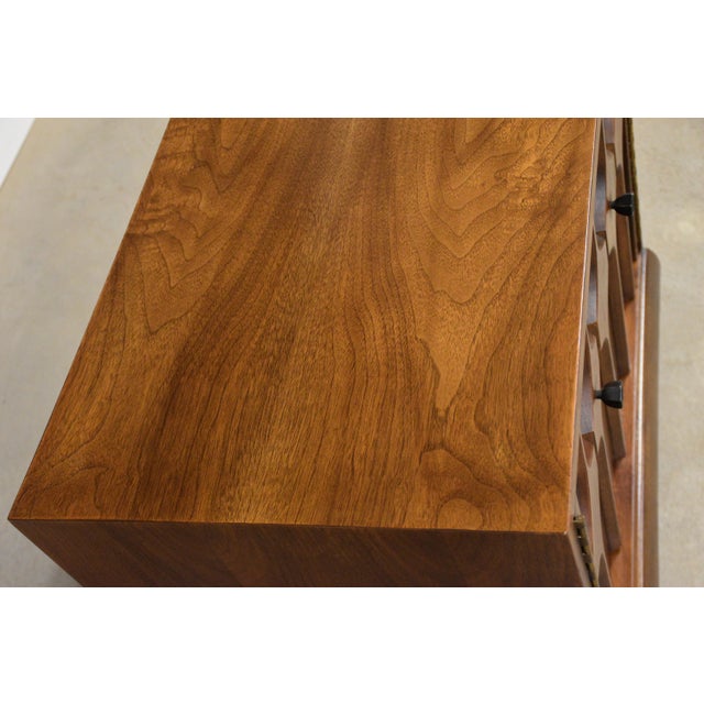 Mid-Century Modern Mid Century Modern Walnut Nightstand For Sale - Image 3 of 8