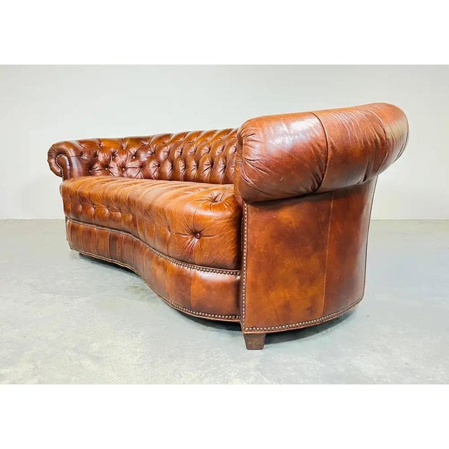 Brown 1990s Henredon Chesterfield Crescent Sofa, Brown Leather, Tufted For Sale - Image 8 of 9