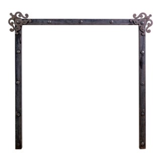 Early 20th Century Arts & Crafts Fireplace Insert With Hand Hammered Rivets For Sale