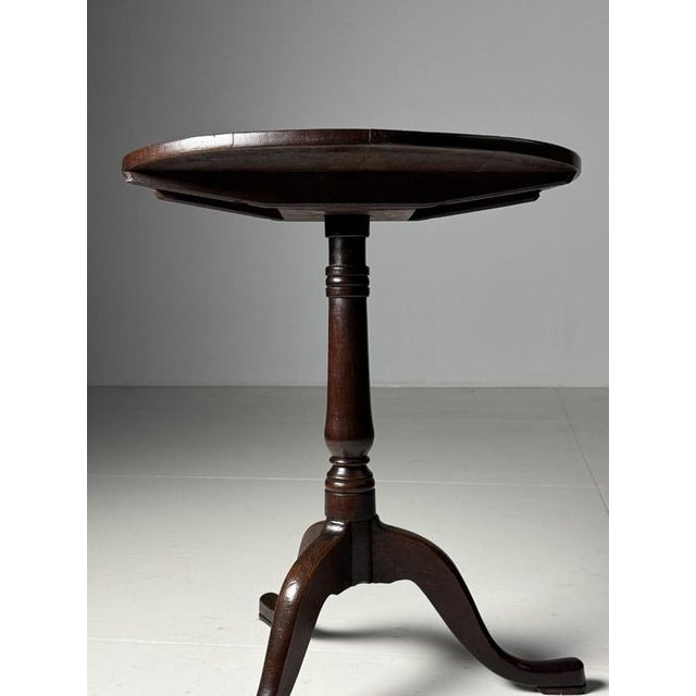 Tilt Top Table in Oak, 19th Century For Sale - Image 13 of 18