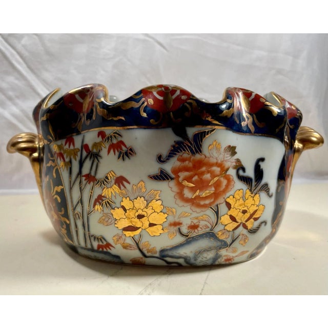19th Century English Mason’s Ironstone Imari Style Deep Blue Bowl With Gilt Flower Decoration. For Sale - Image 10 of 13