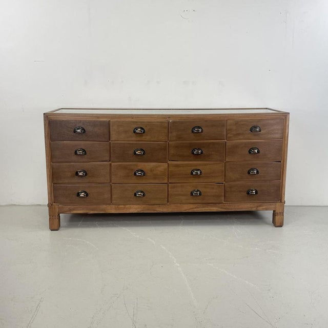16 Drawer Oak Shop Counter, 1930s For Sale - Image 11 of 11