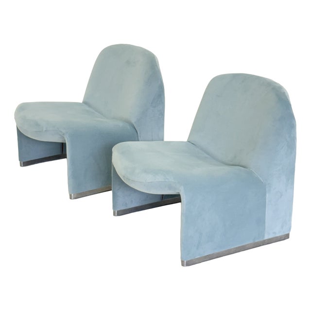 Vintage Alky Chair in Baby Blue Velvet by Anonima Castelli for Artifort, 1970s For Sale