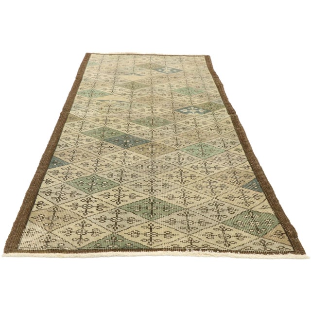 Modern Vintage Turkish Sivas Rug - 02'09 X 06'05 For Sale - Image 3 of 9