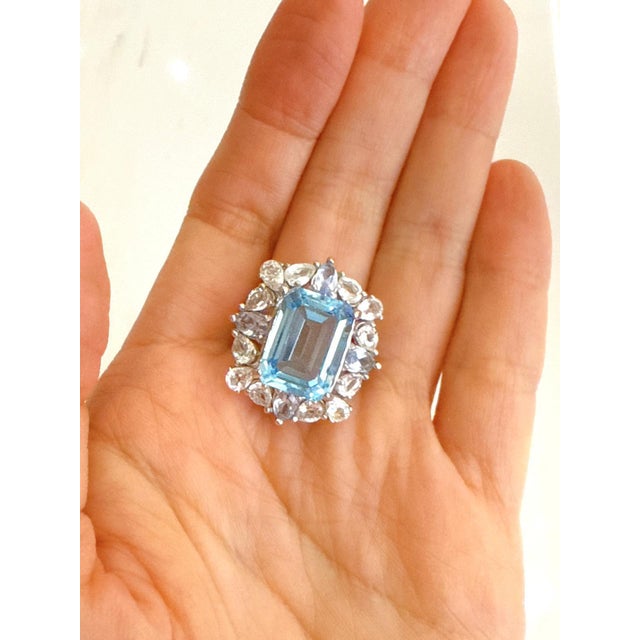 Bochic "Capri" Vintage Blue Topaz Ring Set In 18K Gold & Silver For Sale In New York - Image 6 of 18