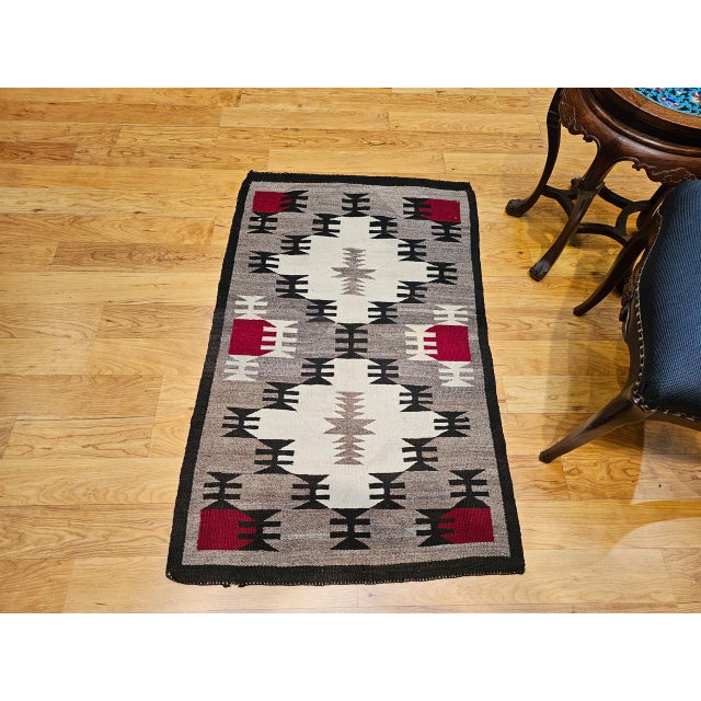 Vintage Native American Navajo Rug, Handwoven Wool, Allover Pattern, Ivory & Gray, 3x4 For Sale - Image 9 of 13