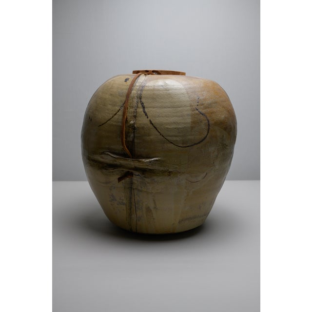 Mid-Century Modern Large Lidded Vessel by Sandra Johnstone, Salt-Fired Ceramic, 1970s For Sale - Image 3 of 10