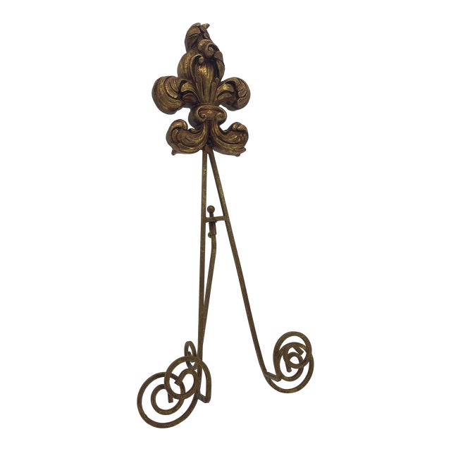 Fleur De Lis Plate or Picture Easel For Sale