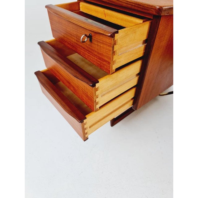 Danish Teak Desk Model Executive Desk Boomerang by Peter Lovig Nielsen for Hedensted, 1960s For Sale - Image 13 of 18